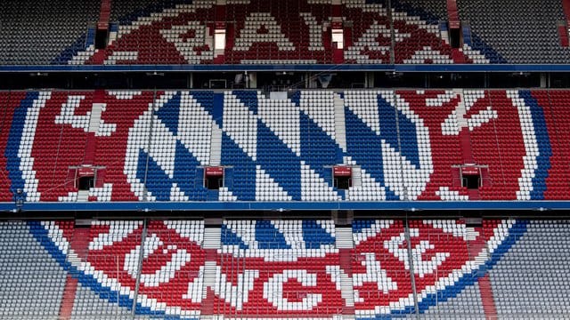 Der FC Bayern München verschiebt seine Jahreshauptversammlung wegen der Coronavirus-Pandemie ins kommende Jahr. Der FC Bayern München verschiebt seine Jahreshauptversammlung wegen der Coronavirus-Pandemie ins kommende Jahr.