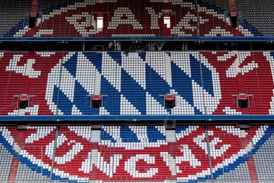 Der FC Bayern München verschiebt seine Jahreshauptversammlung wegen der Coronavirus-Pandemie ins kommende Jahr.