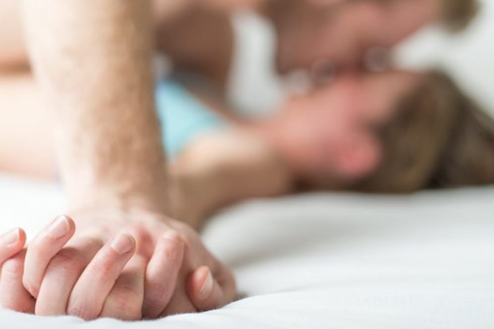 Sexualität: Intim werden nach einem Herzinfarkt? Viele scheuen sich davor.