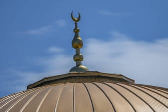 Eine Ditib-Moschee (Symbolbild): Der Muezzin in Oer-Erckenschwick ruft freitags zum Gebet auf.