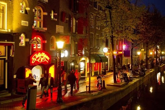 Amsterdams Rotlichtviertel De Wallen- noch vor Corona.