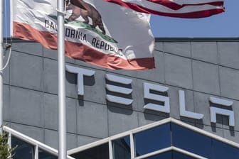 Tesla: Das Unternehmen will von US-Strafzöllen auf Importe aus China befreit werden.