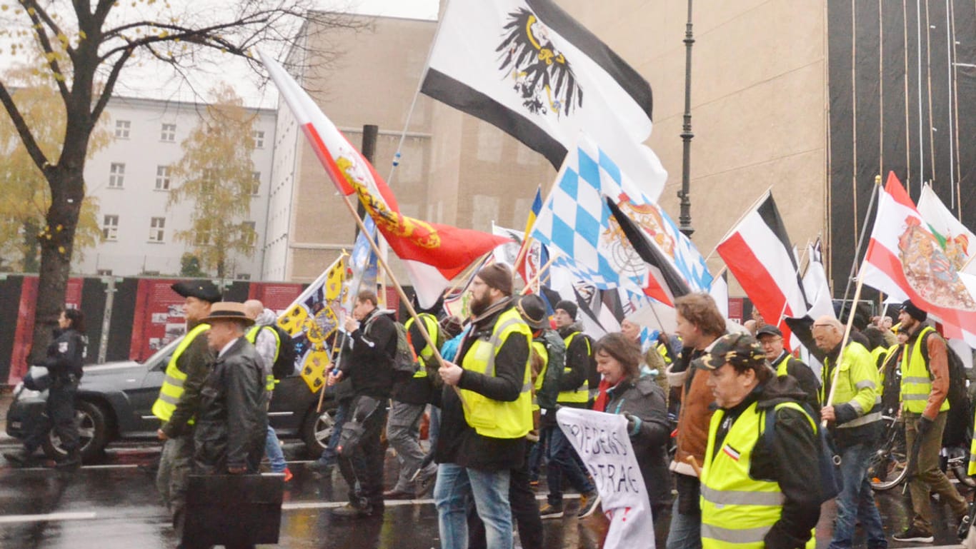 Gelbwesten-Protest in Berlin: Durch Nationalismus und Abschottung könnte die soziale Spaltung in Deutschland weiter zunehmen.