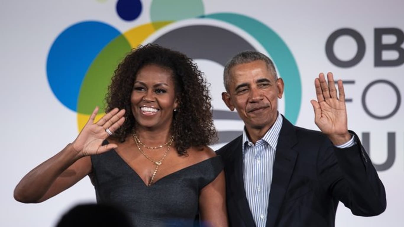 Michelle Obama über ihren Mann Barack: "Er hatte einfach keine Zeit, mir auf die Nerven zu gehen, weil er an seinem Buch arbeiten musste.