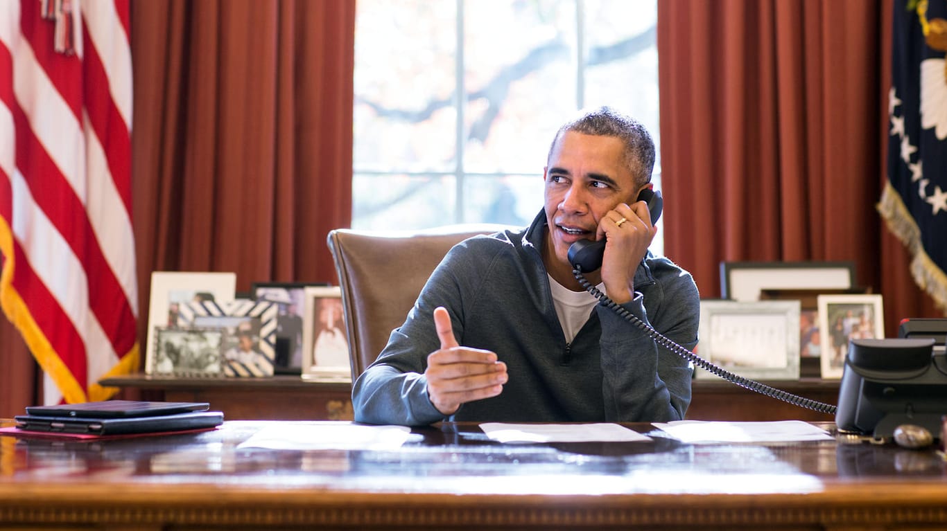 Barack Obama im Weißen Haus: Der Ex-Präsident teilt seine Nummer auf Twitter und schließt sich damit vielen US-Stars an.