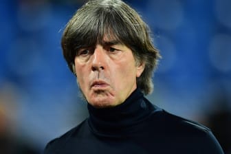 Bundestrainer Joachim Löw: Das Länderspiel in der Ukraine bereitet ihm Sorgen.