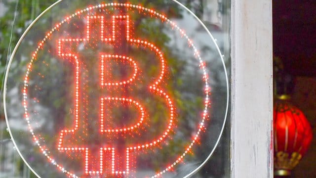 Der Bitcoin ist wohl die derzeit bekannteste Digitalwährung. Der Bitcoin ist wohl die derzeit bekannteste Digitalwährung.