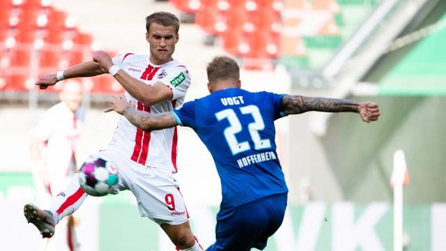 Kölns Sebastian Andersson (l) hatte sich im Training verletzt. Kölns Sebastian Andersson (l) hatte sich im Training verletzt.