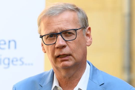 Günther Jauch bezeichnet die Deutsche Einheit als eine Erfolgsgeschichte.