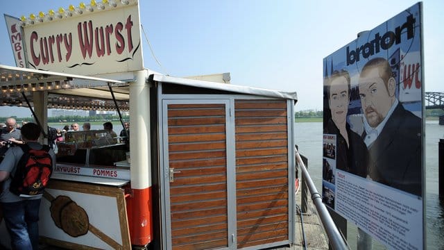 Die Tatort-Pommes-Bude im Rheinauhafen: Sie war bekannt geworden, weil dort die Ermittler des Kölner "Tatorts" dort häufig gegessen hatten. Die Tatort-Pommes-Bude im Rheinauhafen: Sie war bekannt geworden, weil dort die Ermittler des Kölner "Tatorts" dort häufig gegessen hatten.