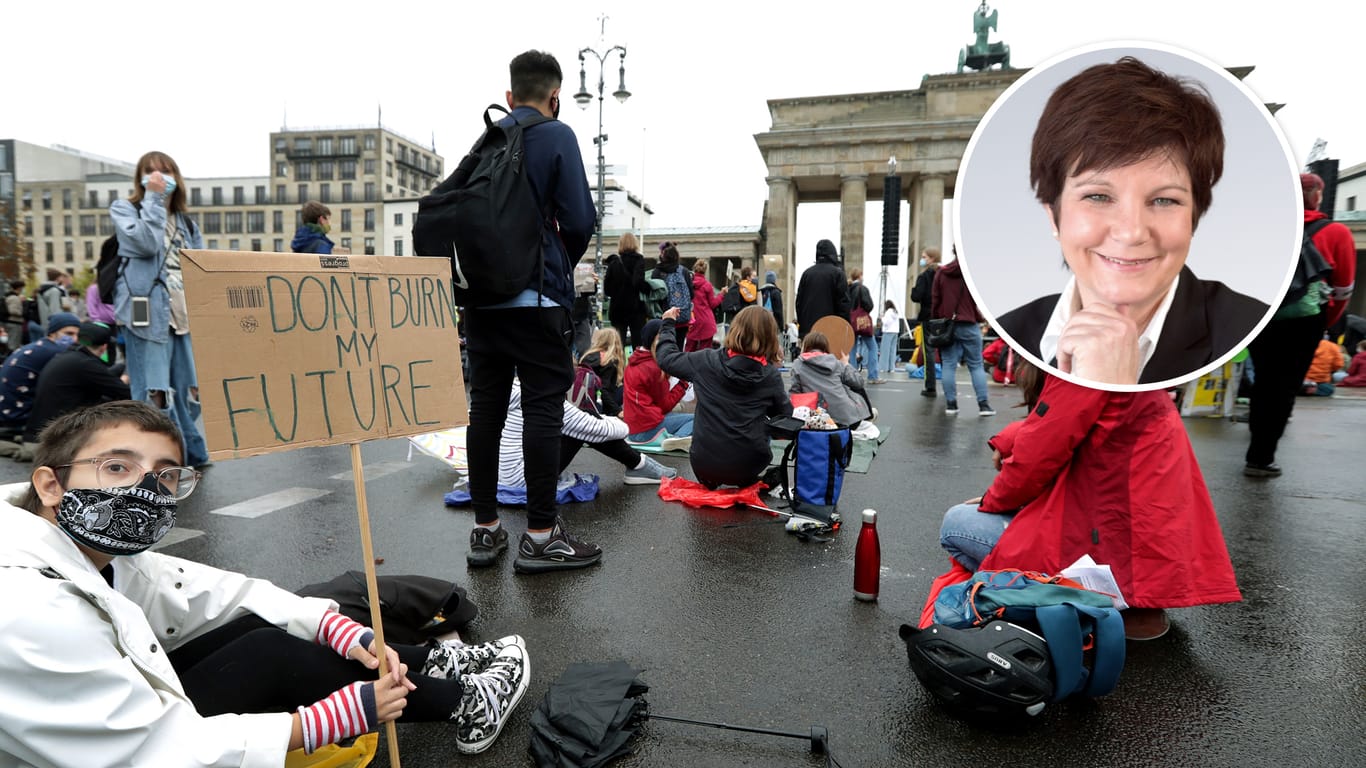 Demo mit Abstand: Am Freitag gingen Jugendliche unter anderem in Berlin fürs Klima auf die Straße.