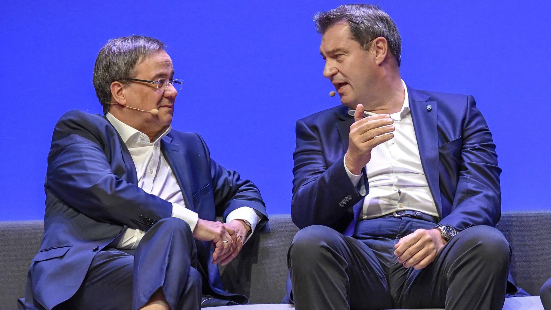 Armin Laschet (l.) und Markus Söder (r.): In Talk-Shows galt Laschet eher als fahrig.