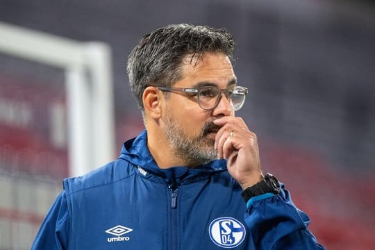 Beim FC Schalke gibt es einen neuen Corona-Fall.