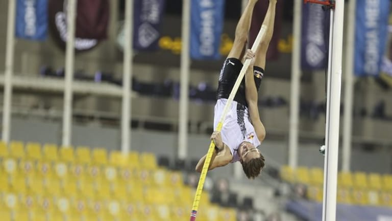 Armand Duplantis hat sich in Doha mit einer Siegeshöhe von 5,82 Metern begnügen müssen.