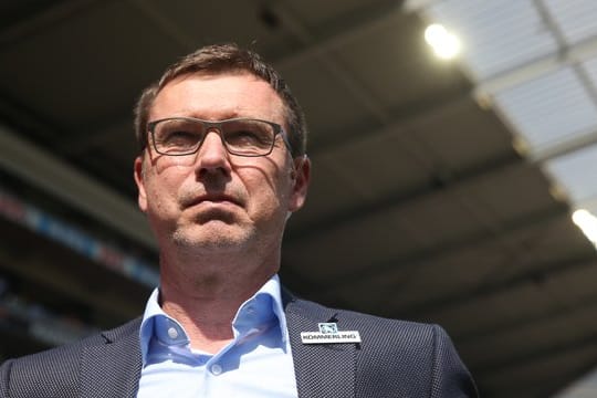 Stefan Hofmann hat nach dem Trainingsboykott der Mainzer Spieler eine Aufarbeitung des Vorfalls angekündigt.