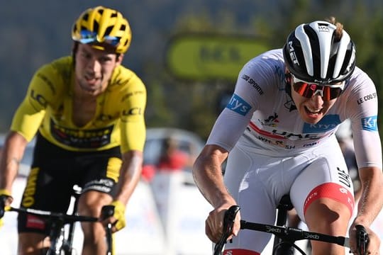 Tadej Pogacar (r) und sein slowenischer Landsmann Primoz Roglic wollen bei der Straßenrad-WM um den Sieg mitfahren.