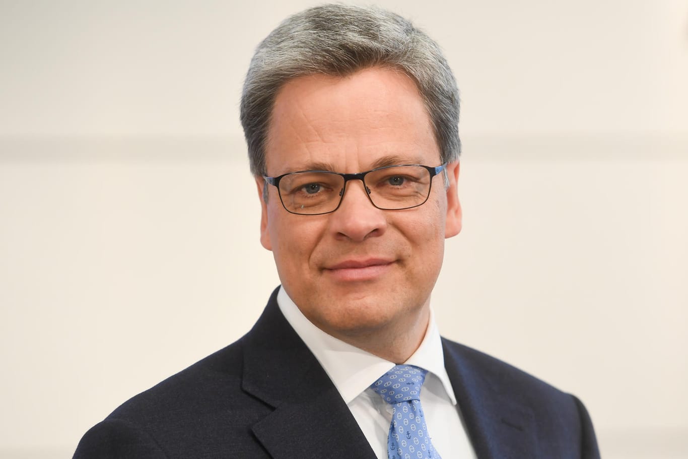 Manfred Knof: Der Deutsche-Bank-Manager wird neuer Commerzbank-Chef.