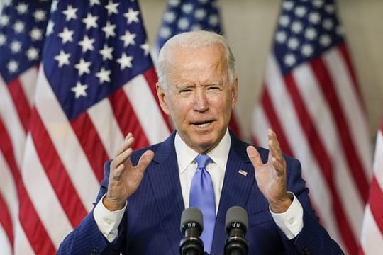 US-Präsidentschaftskandidat Joe Biden spricht im "National Constitution Center".