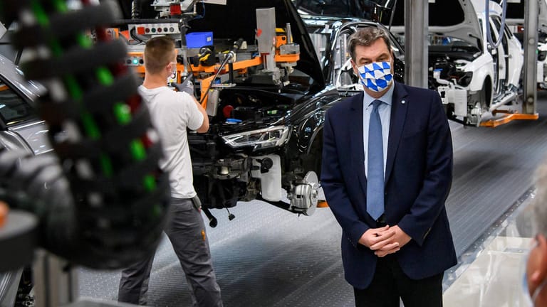 Markus Söder: Der bayerische Ministerpräsident plädiert für ein Zulassungsverbot von Verbrennungsmotoren ab 2035.