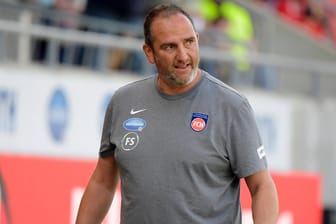 Frank Schmidt: Der Heidenheim-Trainer verlor mit seinem Team bei St. Pauli.