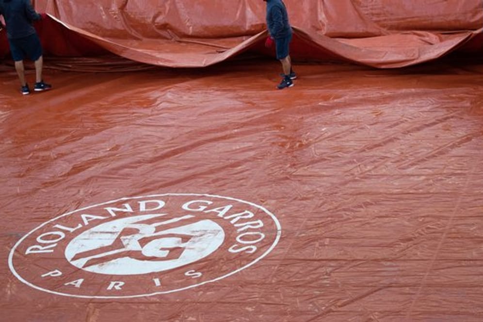 Kälte und Regen bei den French Open.