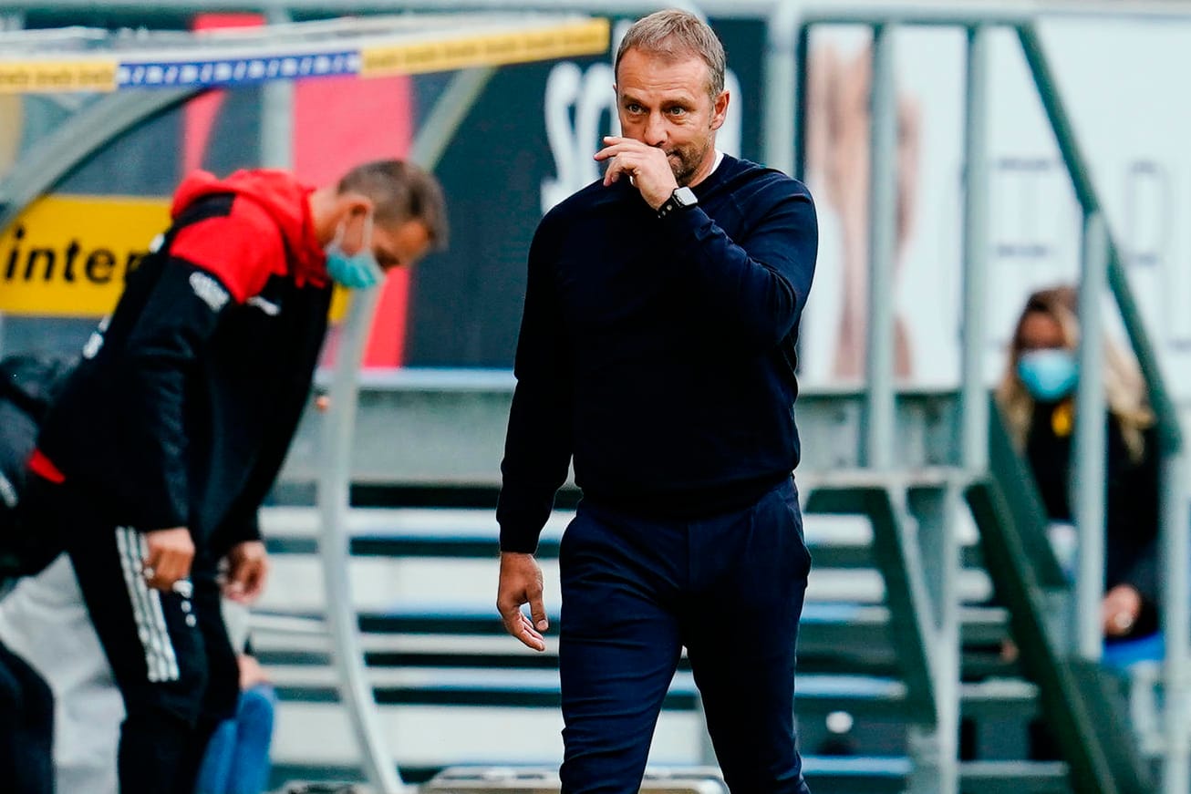 Empfindliche Niederlage: Bayern-Trainer Hansi Flick nach dem 1:4 in Hoffenheim.