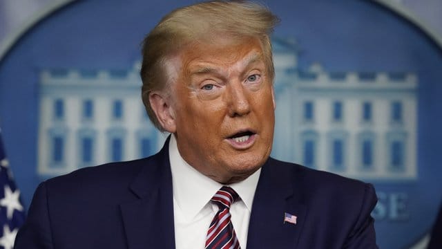 Reagiert harsch auf den Vorwurf, jahrelang kaum Steuern bezahlt zu haben: US-Präsident Donald Trump. Reagiert harsch auf den Vorwurf, jahrelang kaum Steuern bezahlt zu haben: US-Präsident Donald Trump.