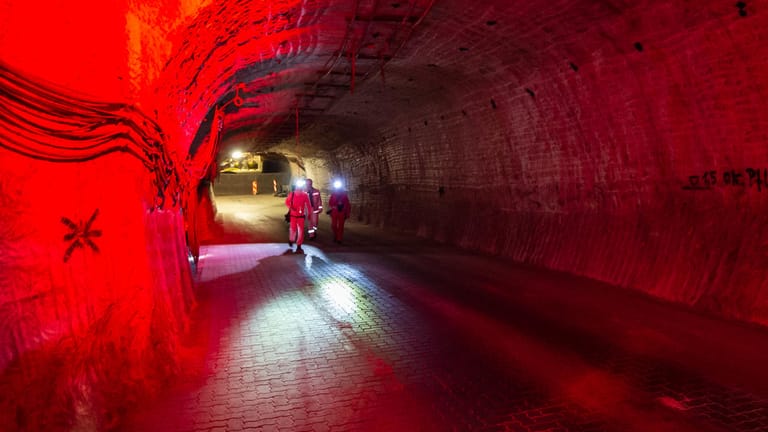 Ein Tunnel im Salzstock Gorleben (Archivbild): Bei der Suche nach einem Atommüll-Endlager in Deutschland ist der umstrittene Standort komplett aus dem Rennen.