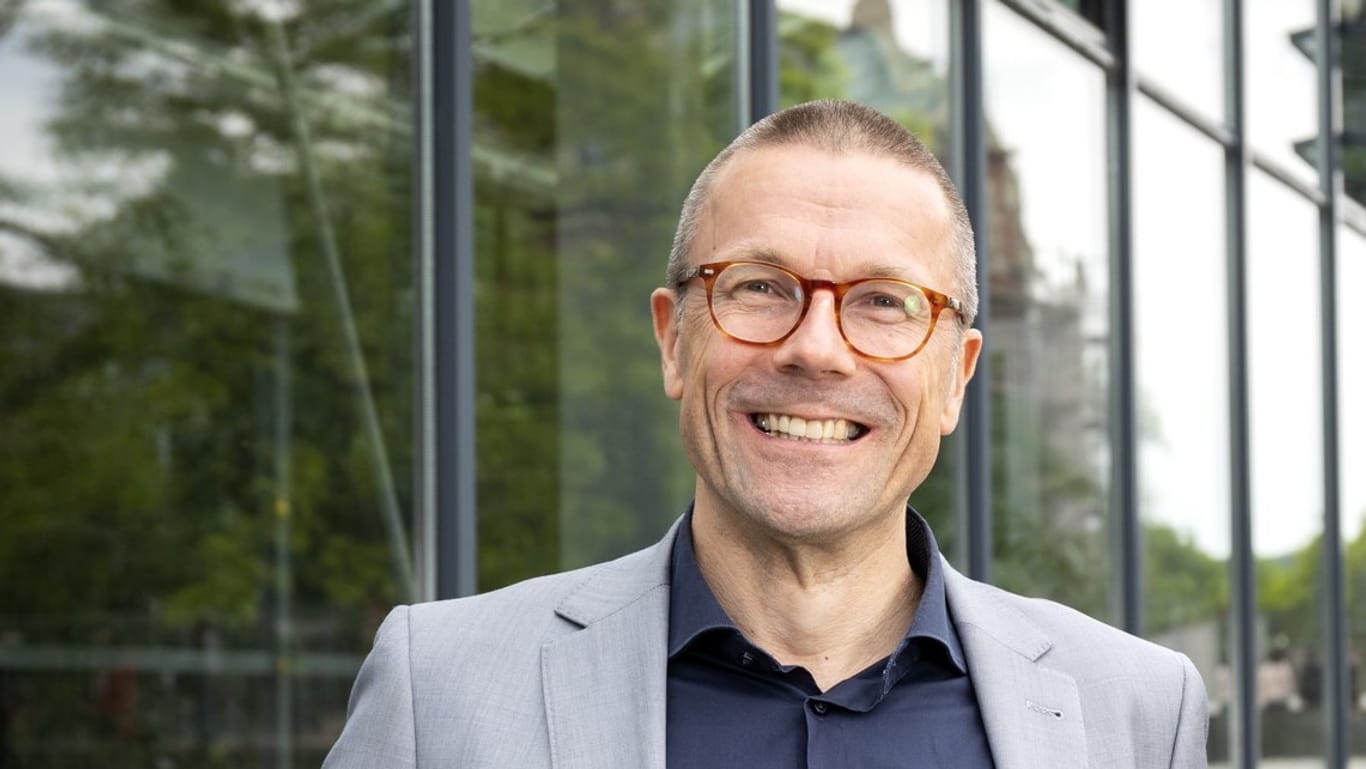 Prof. Dr. Uwe Schneidewind: Der Kandidat der CDU und der Grünen setzte sich durch.