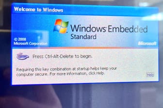 Windows Embedded: Diese veraltete Windows-Version läuft auf den Fahrstühlen des BER.