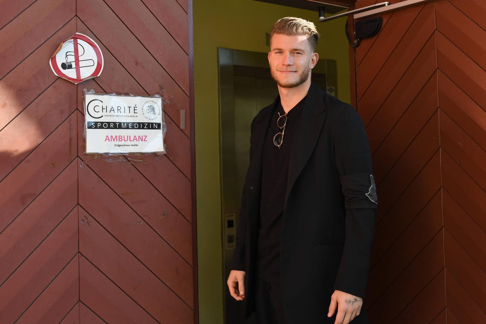 Loris Karius: Der Torhüter absolvierte am Montag den obligatorischen Medizincheck in Berlin.