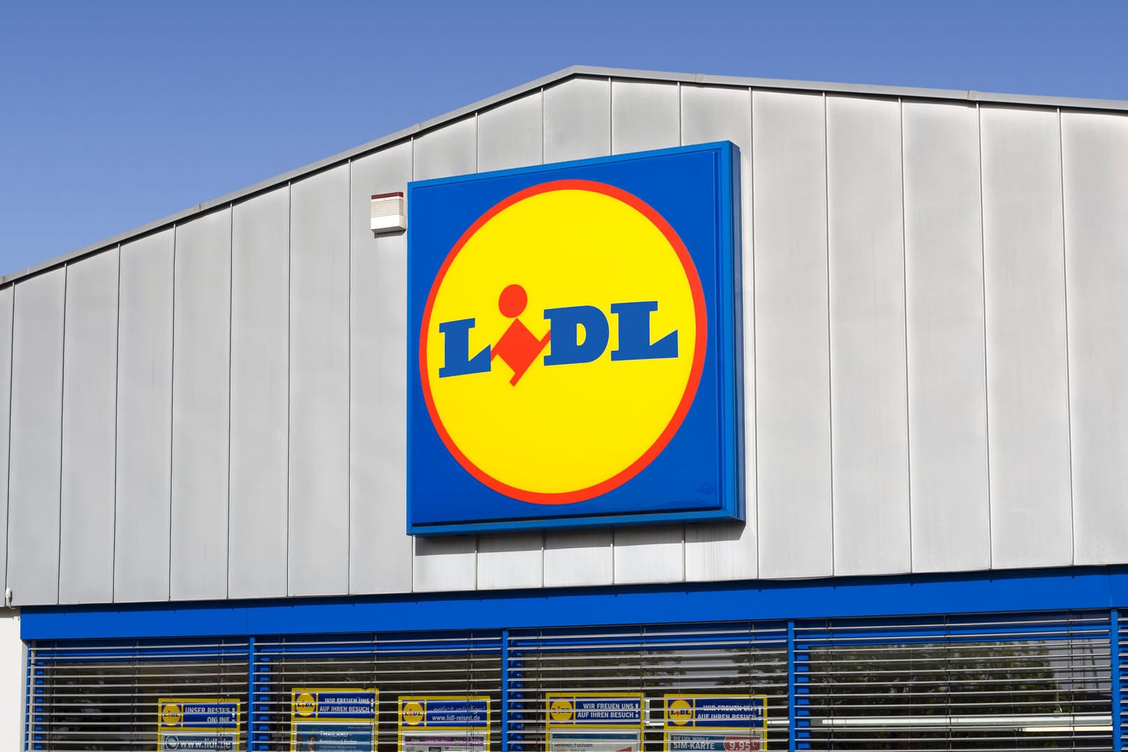 Lidl: Der Discounter sorgt aktuell mit einem neuen Produkt für Entsetzen bei vielen Kunden.