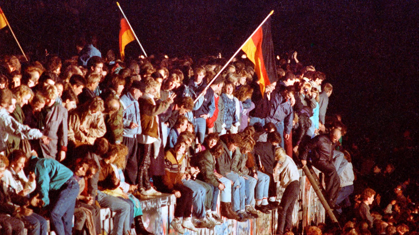Berliner Mauer im November 1989: Vom Fall der Mauer erfuhr Zeitzeuge Axel Werth durch griechische Hafenarbeiter.