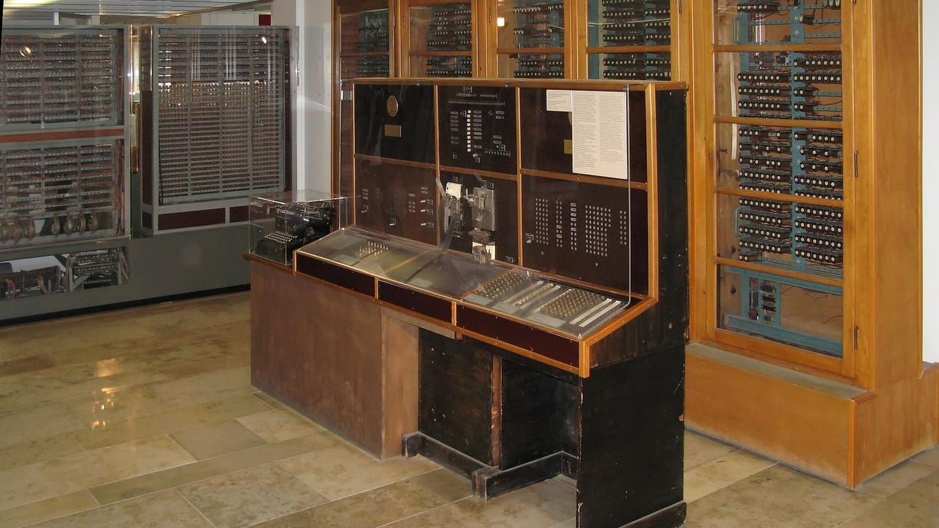 Der Zuse Z4 im Deutschen Museum: Die Anleitung des Computer wurde wiedergefunden.