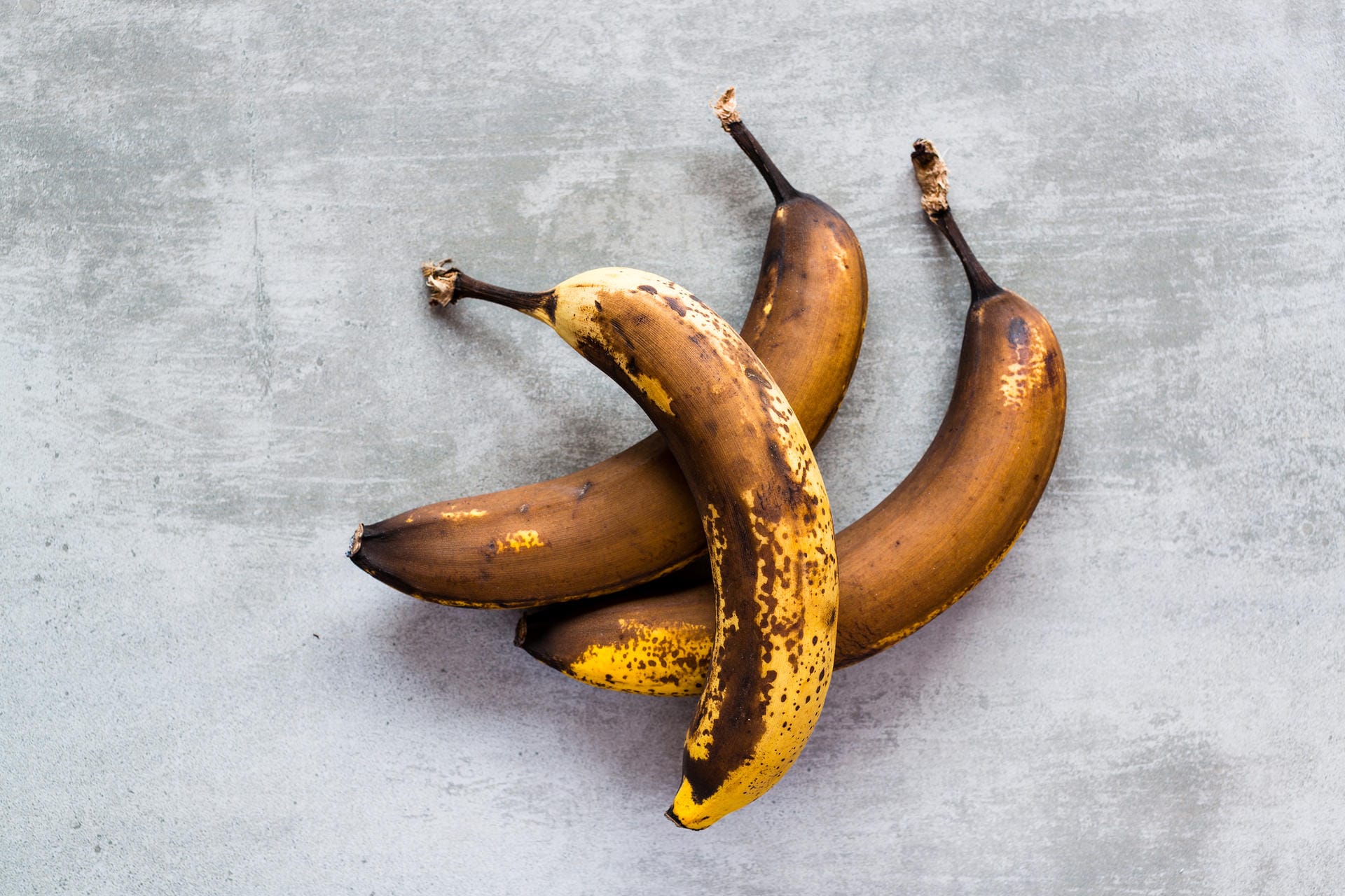 Braune Bananen: Sowohl für herzhafte als auch für süße Speisen – das Obst eignet sich zur Resteverwertung.