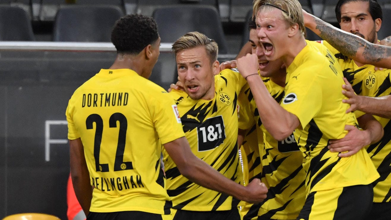 Borussia Dortmund: Die Bubi-Truppe des BVB zeigte zuletzt in Augsburg, dass ihr noch die Konstanz fehlt. Borussia Dortmund: Die Bubi-Truppe des BVB zeigte zuletzt in Augsburg, dass ihr noch die Konstanz fehlt.