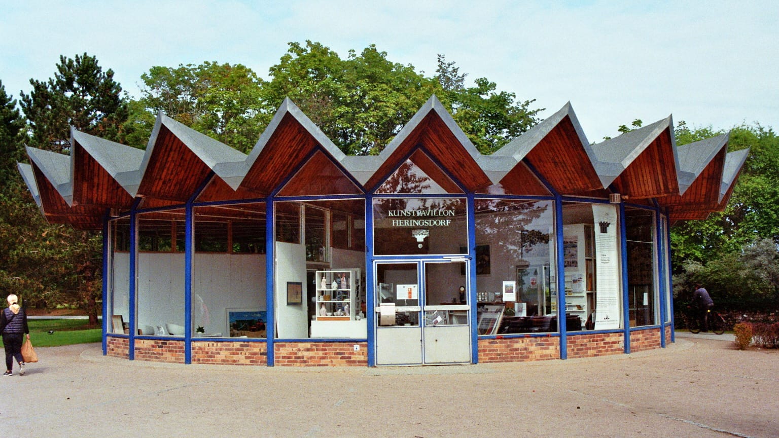 Kunstpavillon Heringsdorf: Der für experimentelles Bauen bekannte Ulrich Müther entwirft den Prototypen.