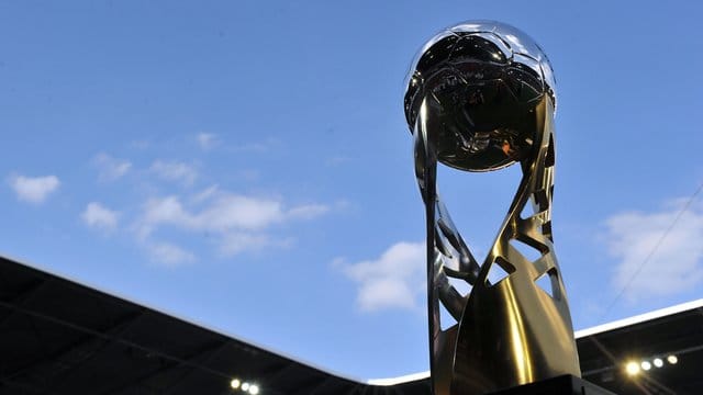 Der FC Bayern München und Borussia Dortmund treffen wieder einmal im Supercup aufeinander.