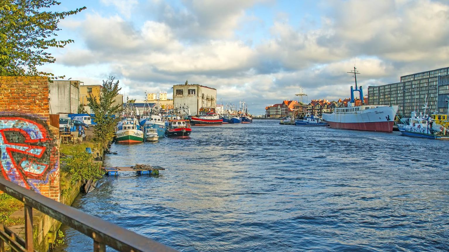 Der Hafen im polnischen Ustka: Ganz in der Nähe liegt das Wrack der "Karlsruhe". (Symbolfoto)