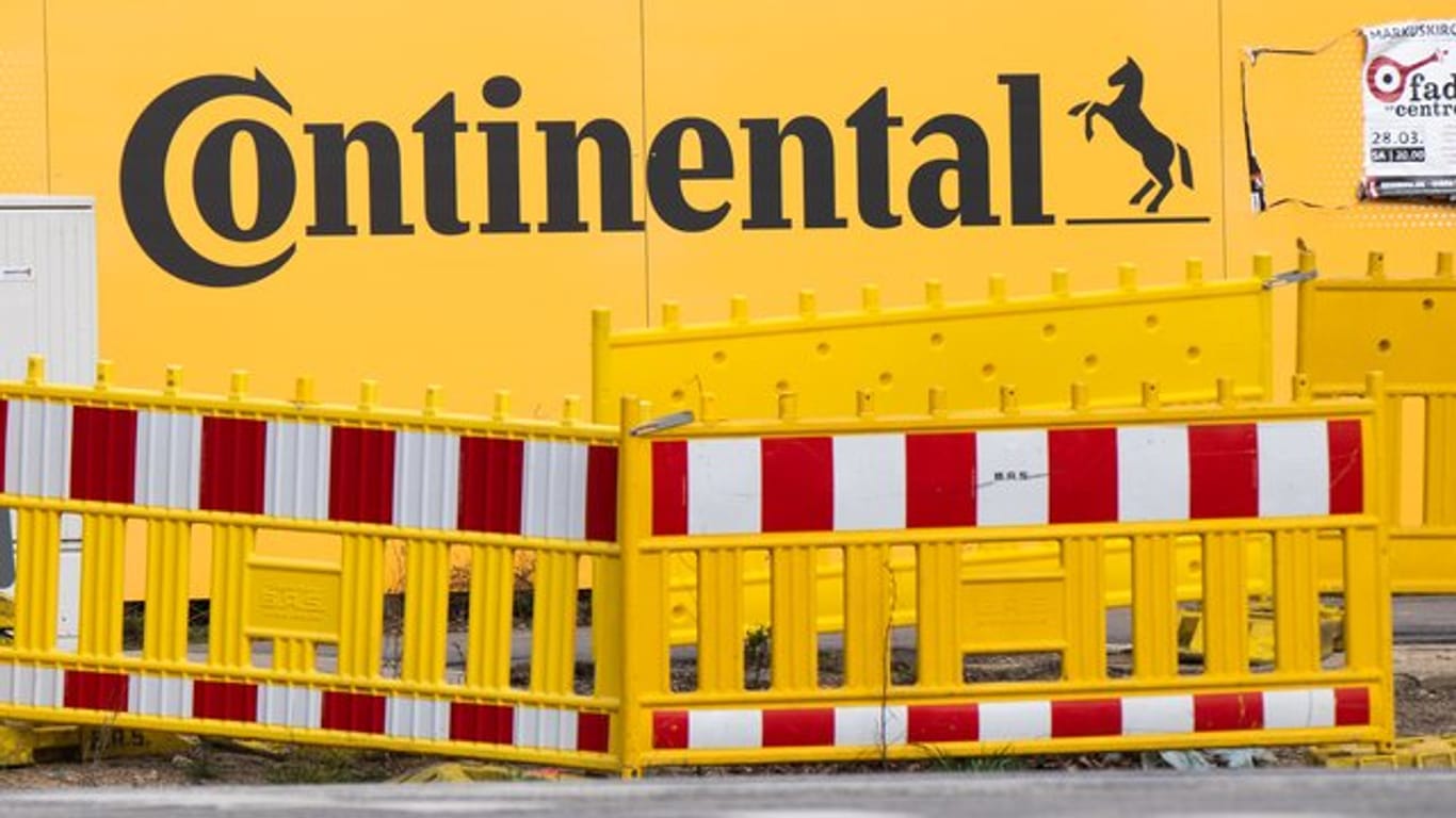 Logo von Continental (Symbolbild): Der Reifenhersteller macht ein traditionsreiches Werk dicht.