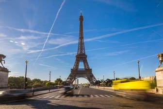 Der Eiffelturm in Paris: Die Angst vor dem Terror ist in Frankreich allgegenwärtig.