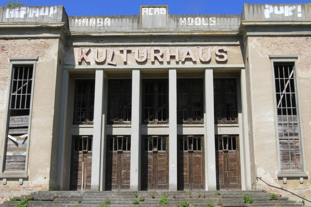 Kulturhaus Zinnowitz: Das Foto zeigt eine Aufnahme von 2015. Zurzeit ist der Komplex abgesperrt und soll saniert werden.