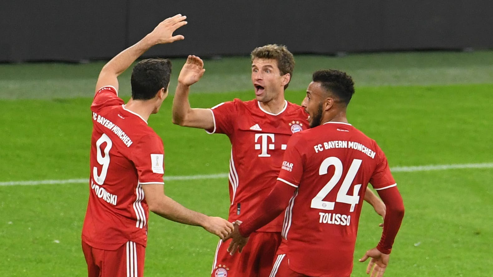 Thomas Müller, Robert Lewandowski und Corentin Tolisso: Das Duell zwischen dem FCB und BVB war lange offen