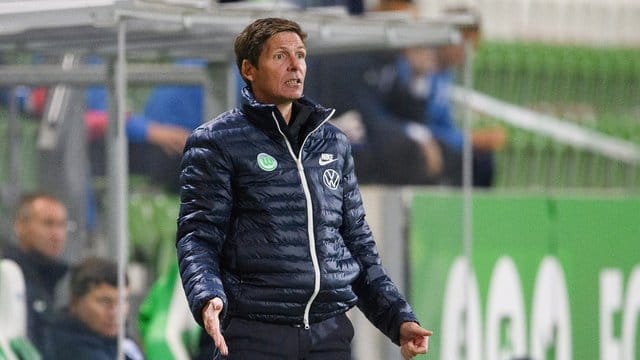 Will mit dem VfL Wolfsburg in die Europa-League-Gruppenphase: Trainer Oliver Glasner.