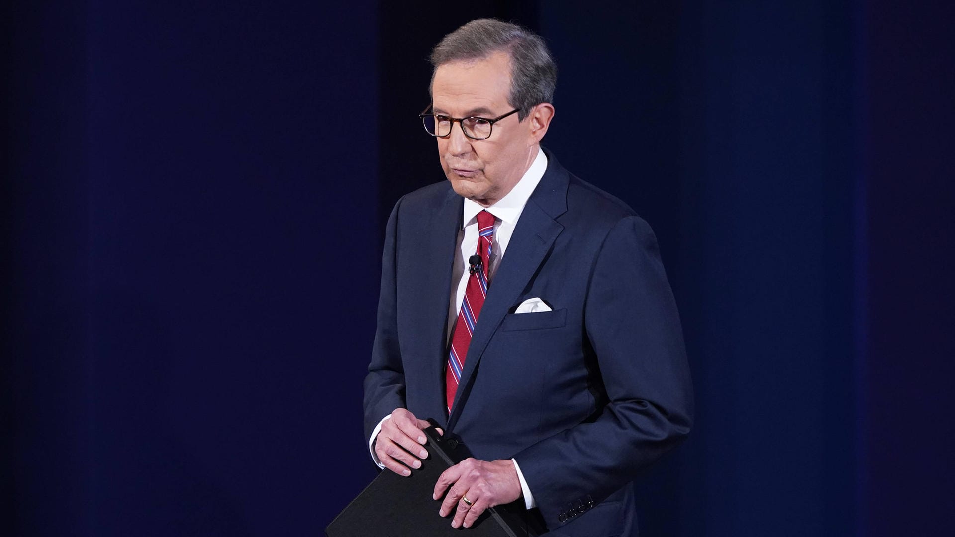 Chris Wallace: Der Moderator zeigt sich enttäuscht über den Verlauf der Debatte.