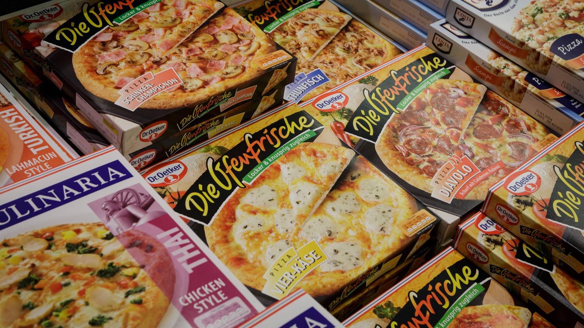 Tiefkühlpizza im Supermarkt: Durchschnittlich isst ein Deutscher pro Jahr 13 TK-Pizzen.