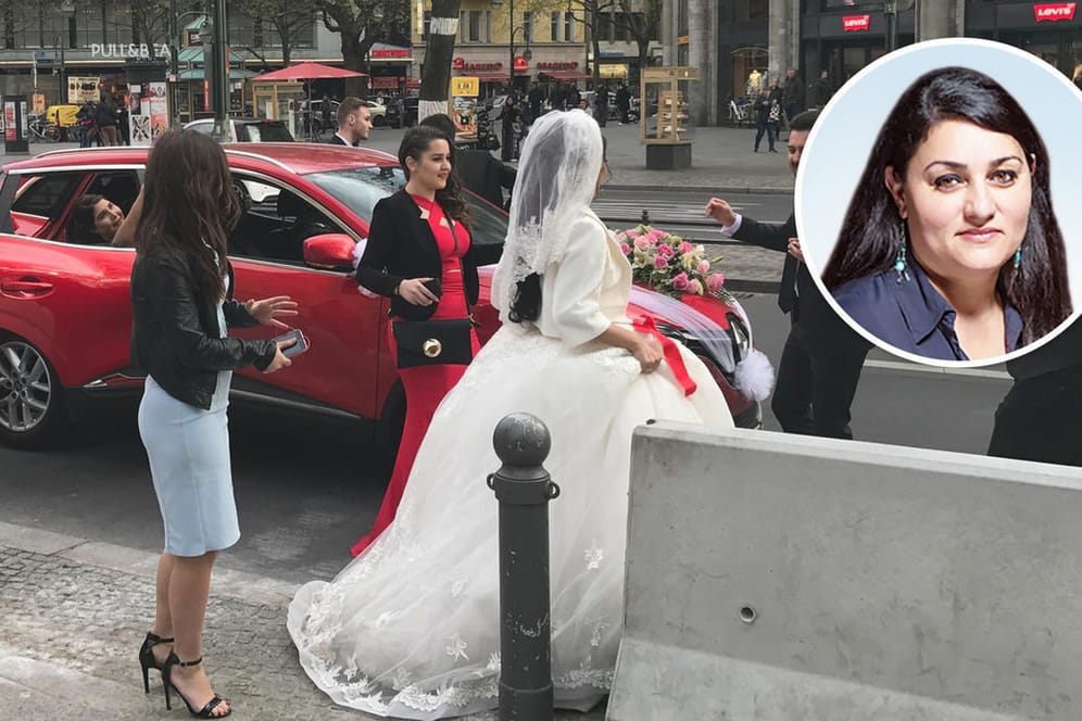 Eine Braut wird vor einer türkischen Hochzeit abgeholt (Archivbild): Große Feiern sind in der Corona-Pandemie ein Ansteckungsrisiko.