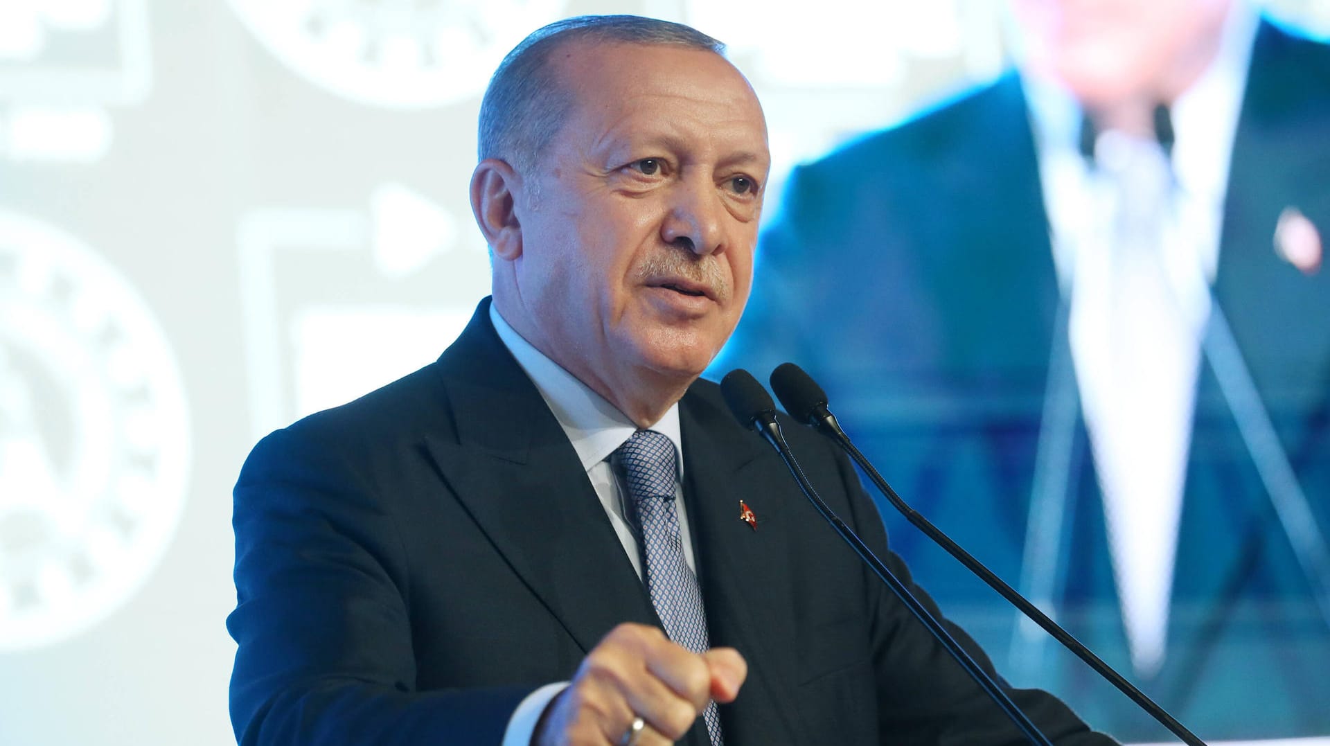 Recep Tayyip Erdogan: Der türkische Präsident kritisiert die EU im Streit um das Erdgas im Mittelmeer. Recep Tayyip Erdogan: Der türkische Präsident kritisiert die EU im Streit um das Erdgas im Mittelmeer.