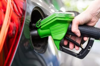 In diesem Jahr sind die Benzinpreise niedrig wie seit langem nicht mehr.