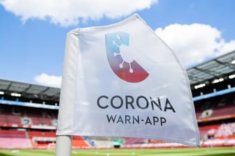Wegen der gestiegenen Zahl von Corona-Infektionen findet das Rhein-Derby in Köln nur mit maximal 300 Zuschauern statt.